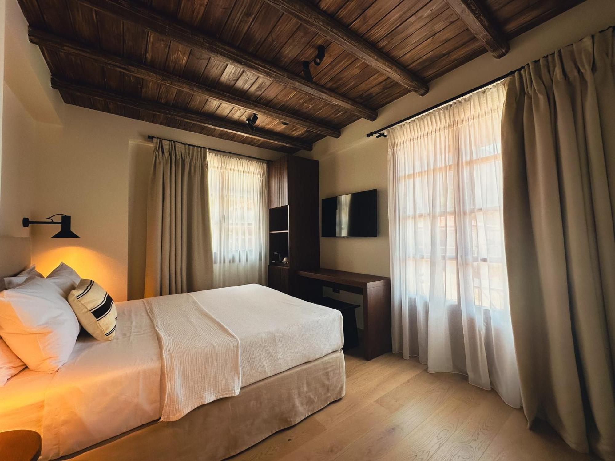 Mones Bed & Breakfast Kastrákion Екстериор снимка